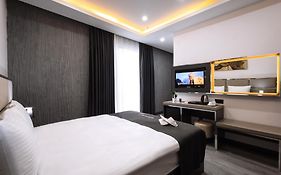 Meyzi Hotel